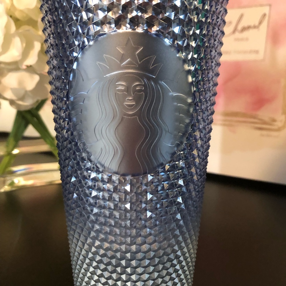 Limited Edition Studded Starbucks 24 oz Venti Cold Navy Ombré Gradient Tumbler - Picture 2 of 12